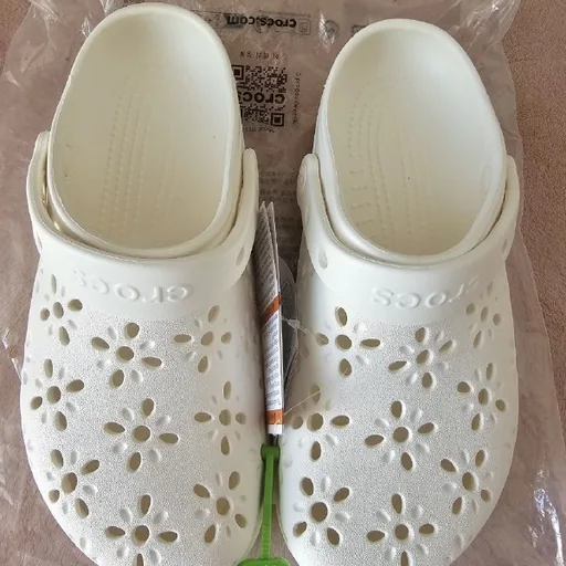 Crocs новые, размер 37