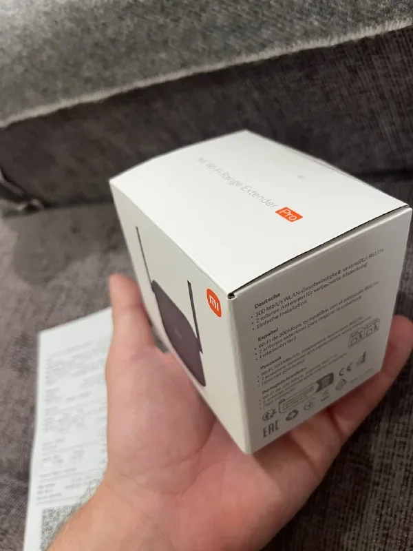 Повторитель WiFi Xiaomi Range Extender Pro 1