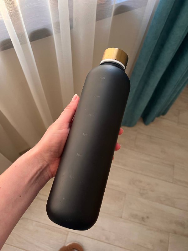 Бутылка черная, Термос черный, Термокружка розовая, Шейкер большой черно-желтый 5