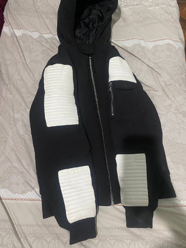 Кейс AirPods Pro 2nd Generation, MicroSD 128GB, книги, рюкзак Adidas, бомбер Black Soud 5