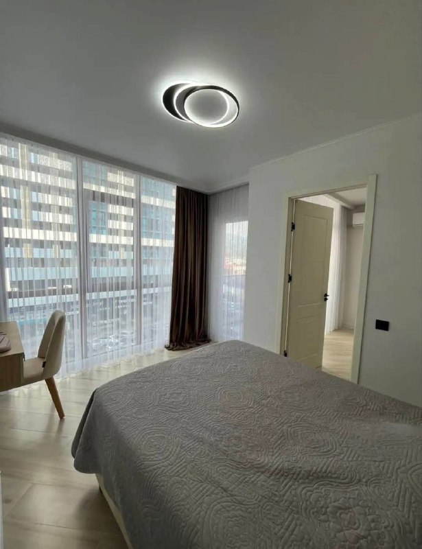 Квартира 3 комнаты, 2 спальни, кухня в Батуми 3