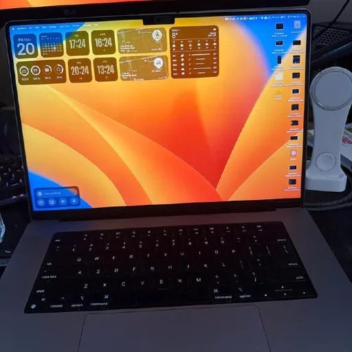 MacBook Pro 16 M1 Max