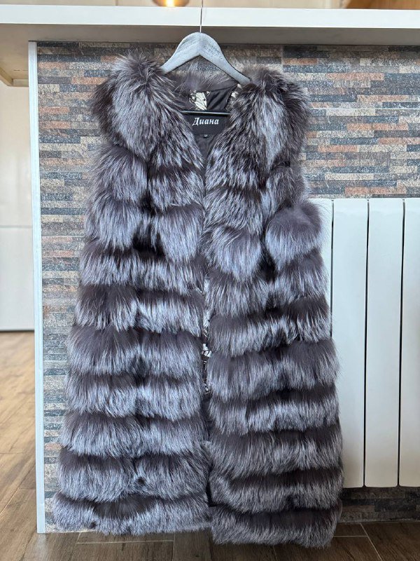 безрукавка из меха лисы, кожаный пиджак, кожаное пончо с меховой отделкой