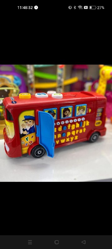 Красный игрушечный автобус с алфавитом для детей