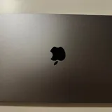 MacBook Air M2 8/256 GB 4