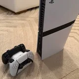 PlayStation 5 Pro, два джойстика, подставка с зарядкой 2