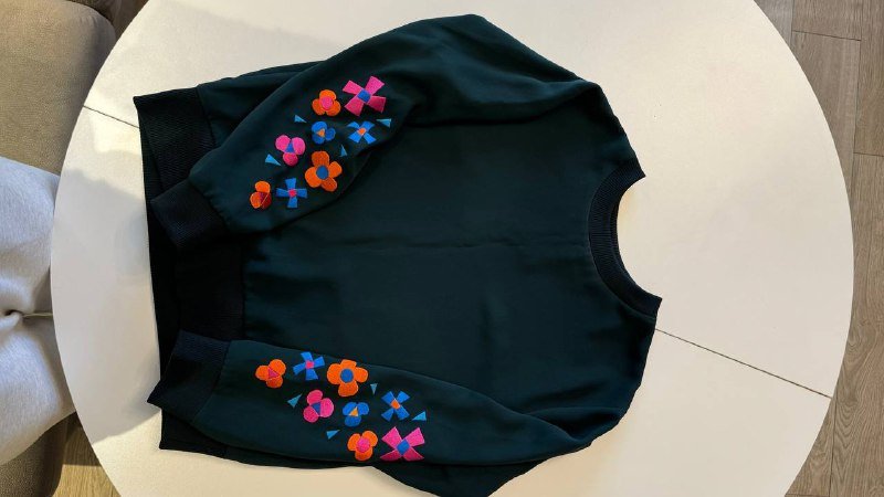 Кожаные ботинки, брюки, туфли, платья, свитеры, сумка 5