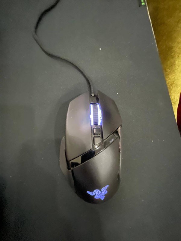 Компьютер с монитором, мышью и креслом 3