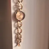 Женские часы Guess 3