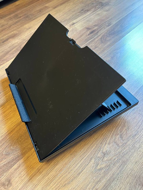 Учебник английского, фото рамки, подставка для ноутбука, HDMI кабель, сумка, Яндекс Станция Алиса 4