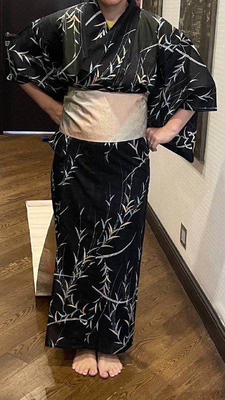 Японское кимоно - юката черное, желтое, фиолетовое