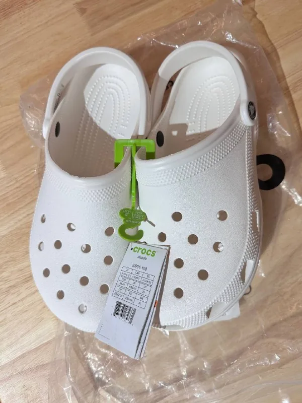 Crocs White 1