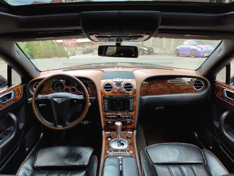 Bentley Continental flying spur 2010 5