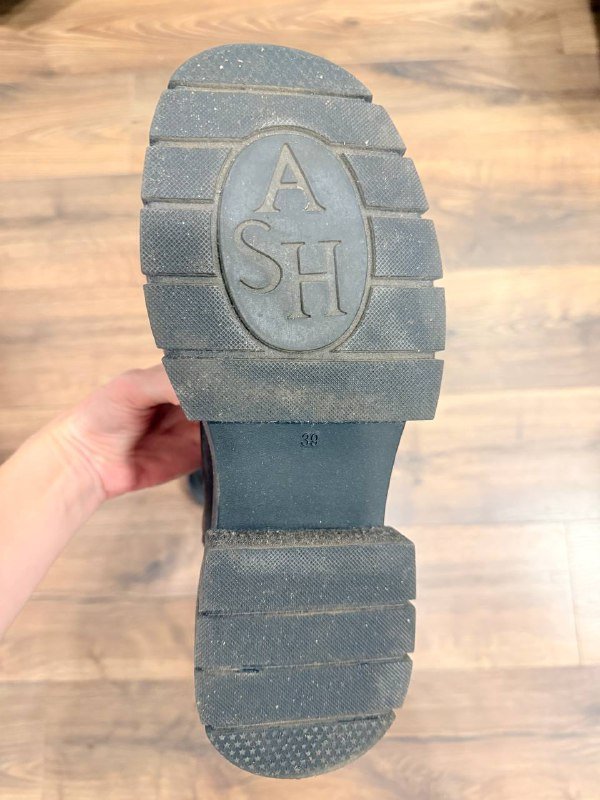 Ботинки ASH натуральная кожа 39 размер 5