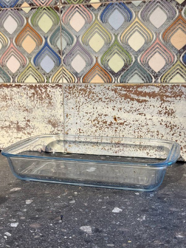 Мерный стакан, овощечистка, венчик, терка, нож, форма, кофта, рубашка, джинсы, железо, витамин Д, санитайзер, румяна 2