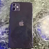 iPhone 11 с поврежденным экраном 2