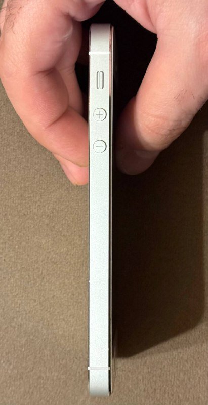 Apple iPhone 5s Silver 16GB 8