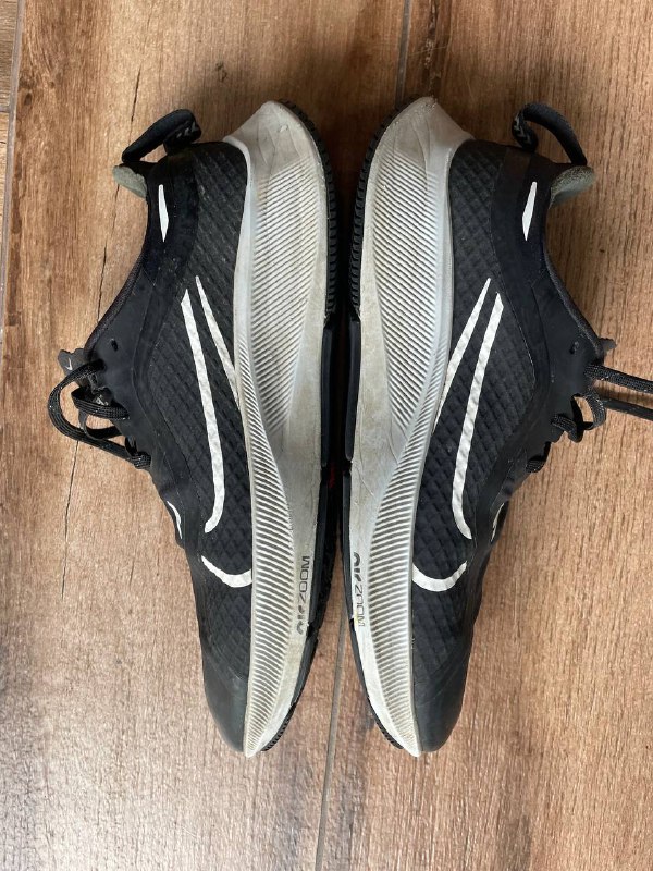 Кроссовки Nike беговые размер 42.5 EUR 5