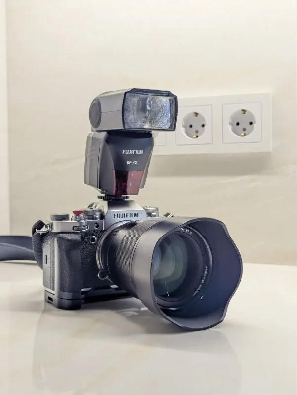 Фотоаппарат Fujifilm X-T4, объектив Viltrox 75mm, комплект 1