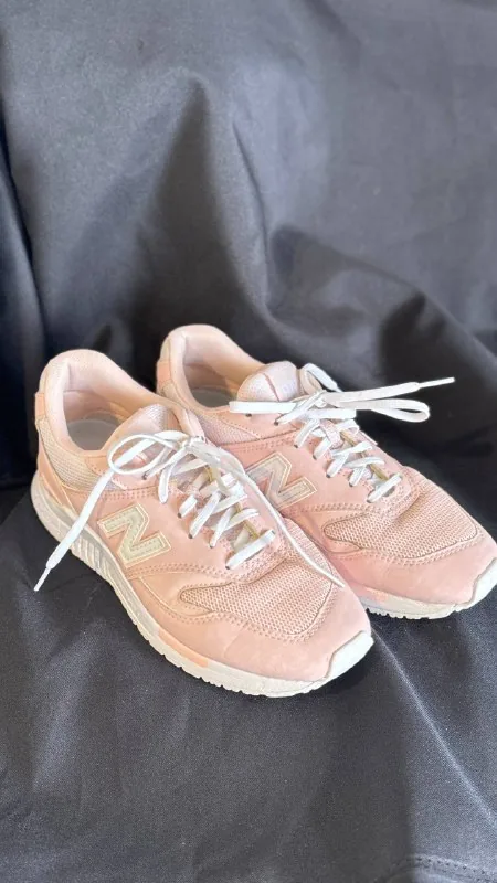 Кроссовки New Balance 840 1