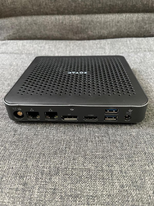 Мини-компьютер Zotac ZBOX-MI643 Intel Core i5 16Гб SSD 256Гб 3