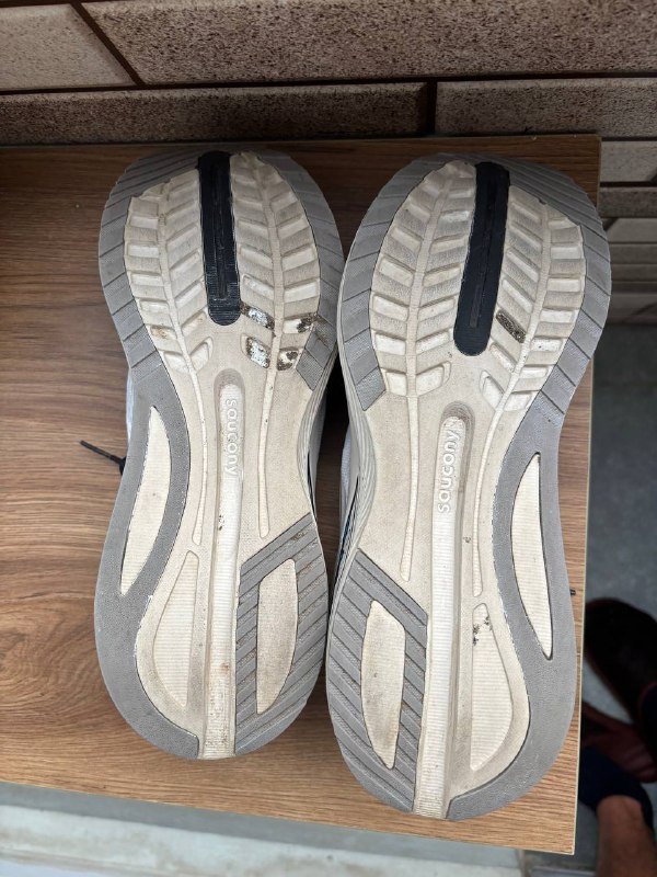 Беговые кроссовки Saucony Endorphin Shift 3 размер 43 5