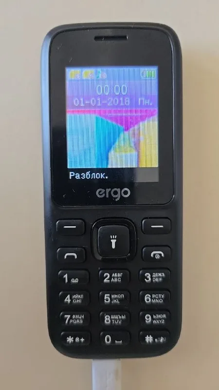 Кнопочный телефон Ergo 1