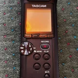 Портативный рекордер Tascam DR-22WL 2