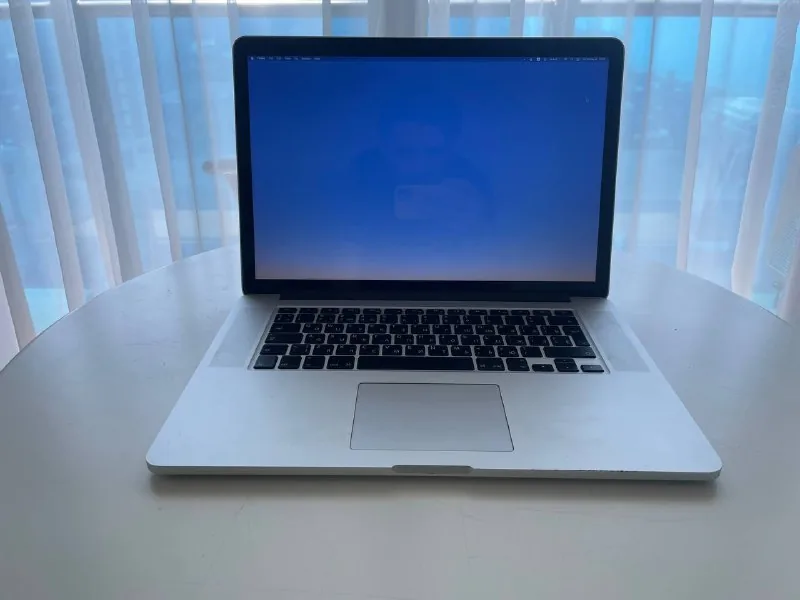 MacBook Pro 15 Mid 2015 1