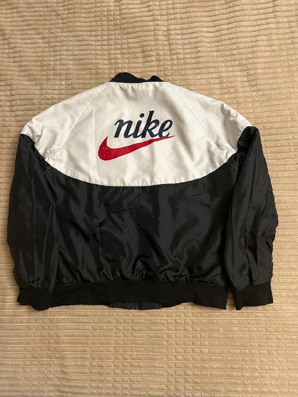 Двухсторонний оригинальный бомбер Nike 2
