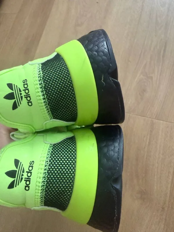 Кроссовки Adidas, размер 41 1
