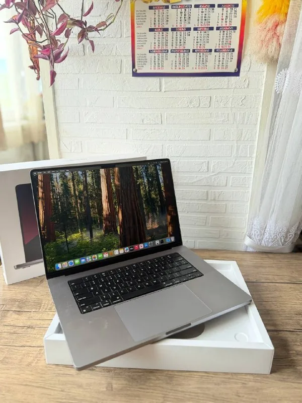 MacBook Pro 16, M2 Max, 32/1TB 1
