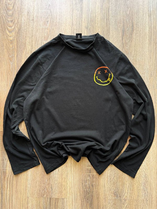 Винтажная рубашка, Плащ, Лонгслив, Рашгард, Джинсы, Оксфорды, Джинсы Levi’s, Лонгслив Nirvana, Штаны/шорты 8