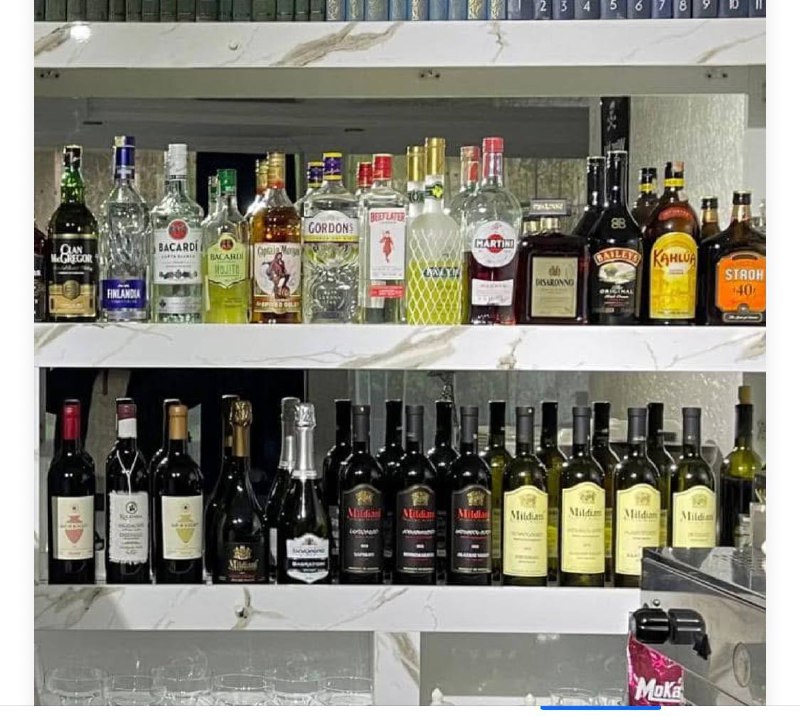 Водка Absolut, Finlandia, Виски Clan MacGregor, Martini Bianco