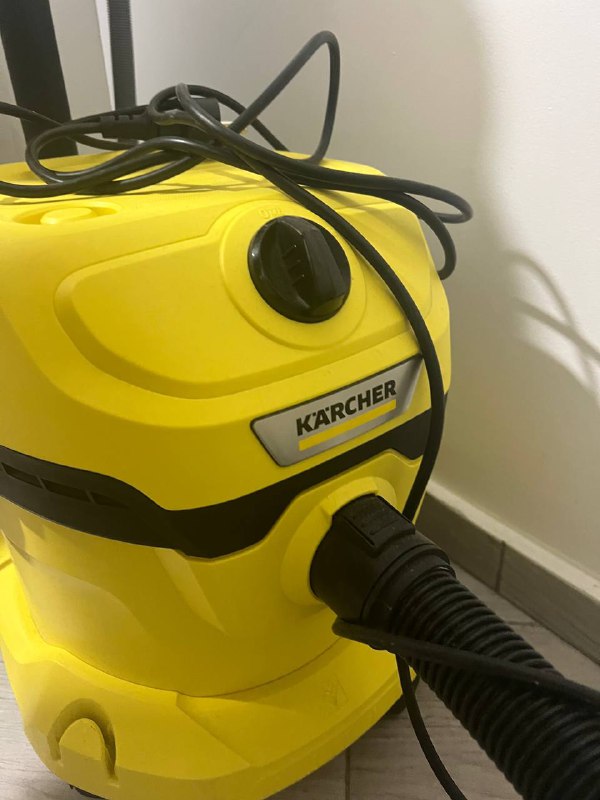 iPhone 11, PlayStation slim 1tb, Instax 210 wide, Пылесос karcher wd 2 plus, Колонка Sony srs xb33 4