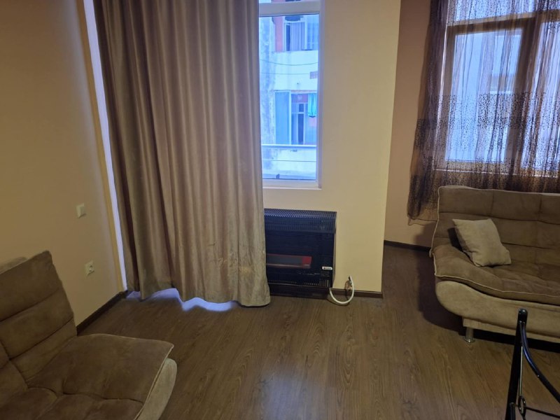 ბინა დღიურად ინასარიძის ქუჩაზე ცალკე საძინებლით 7