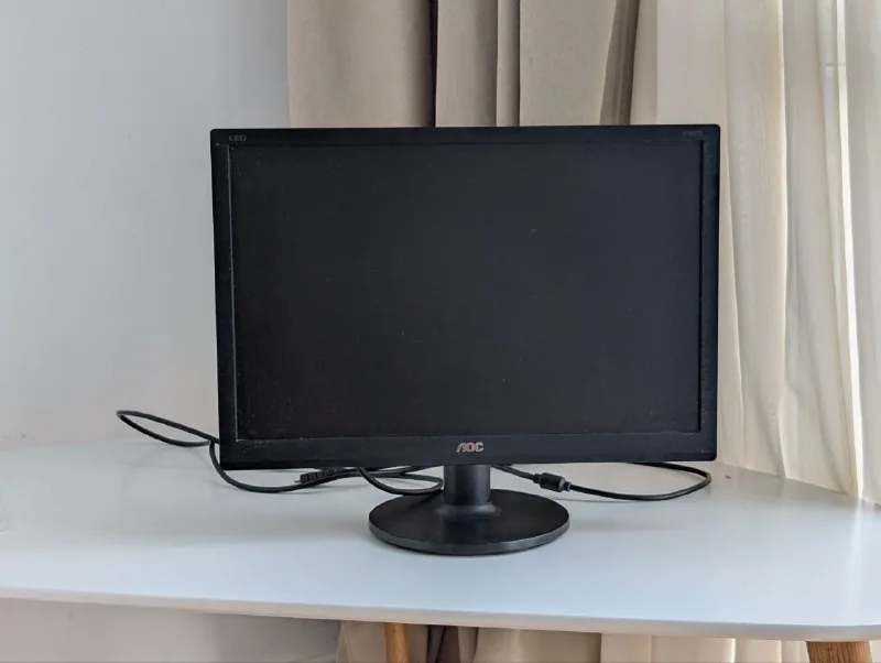 Монитор AOC E960S 19 1