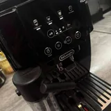 Кофемашина DeLonghi 1