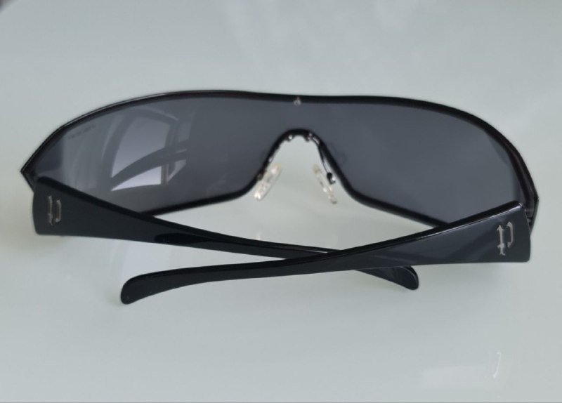 Мужские солнцезащитные очки Police S 8180 черные 3