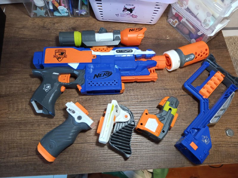 Nerf pistols and accessories 2