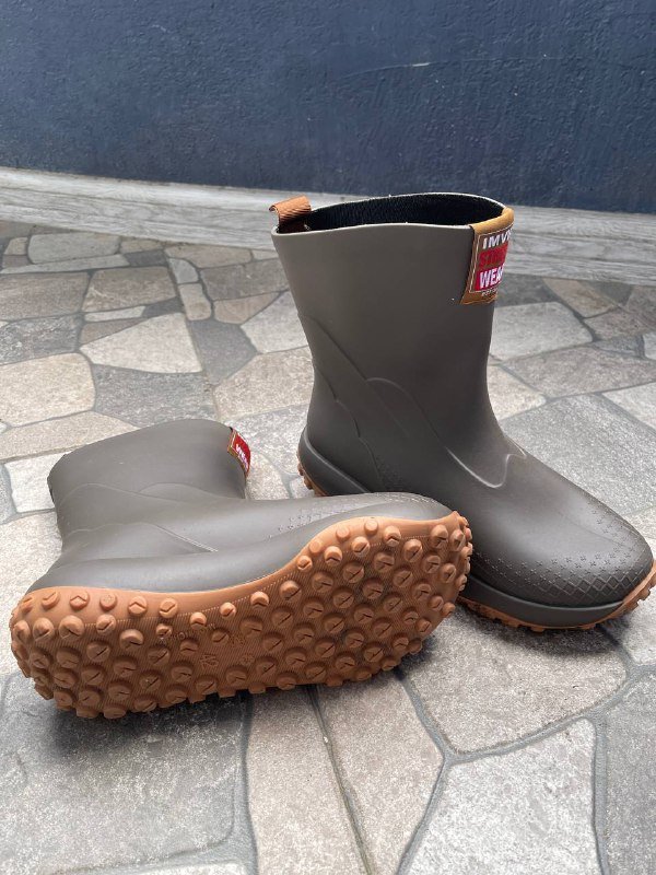 Резиновые сапоги размер 42