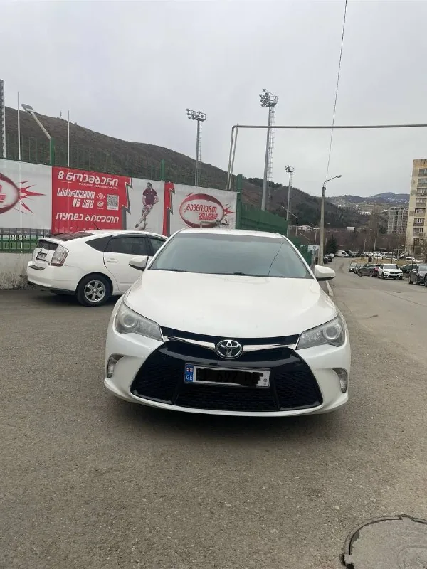 Toyota Camry 2015 1
