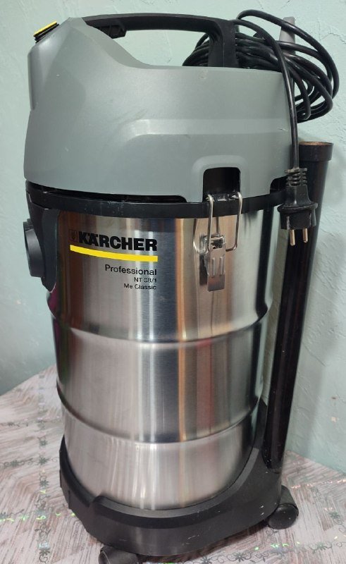 Пылесос Karcher NT 38/1 Me Classic б/у