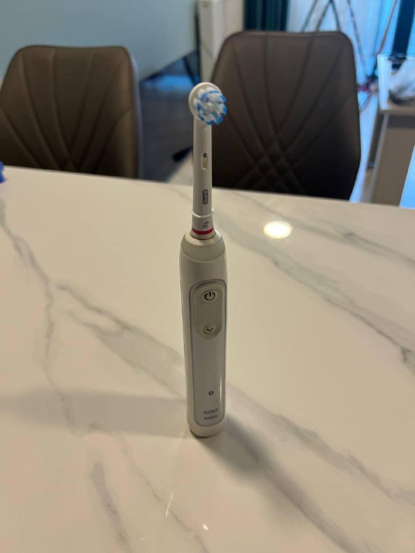Зубная щетка Oral-B Braun Genius X Limited Edition