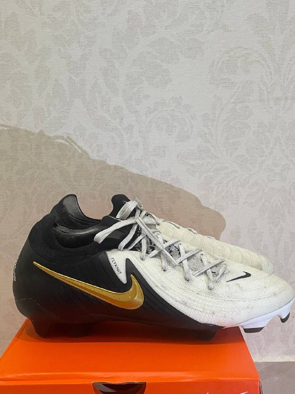 Футбольные сороконожки Nike 38-39 размер 2