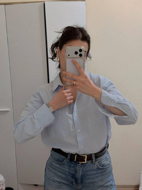 Голубая рубашка H&M, Блуза H&M, Белый корсет-рубашка Zara, Платье Boohoo, Черный лонг хлопок pull&bear, Спортивный топ Zara