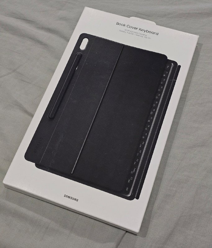 Чехол-клавиатура Samsung Galaxy tab s7 plus 4
