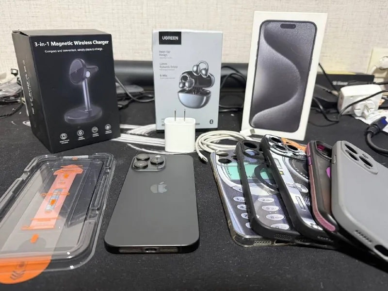 Apple iPhone 15 Pro Max 256 Гб 1