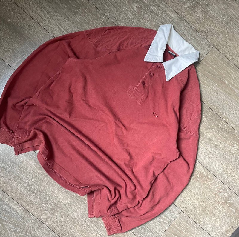 Oakley sweatshirt size L 2