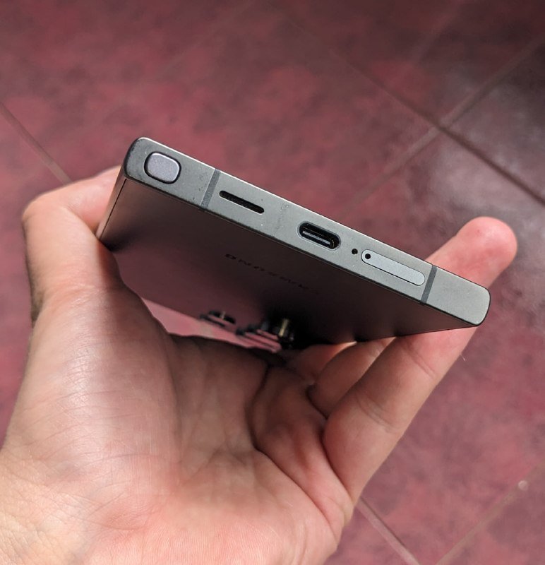 Samsung Galaxy S24 Ultra 12/256GB Titanium Gray 6